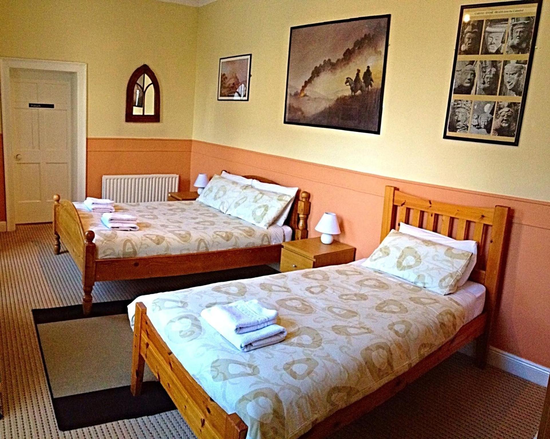 Cashel Town Center Inn Ruang foto