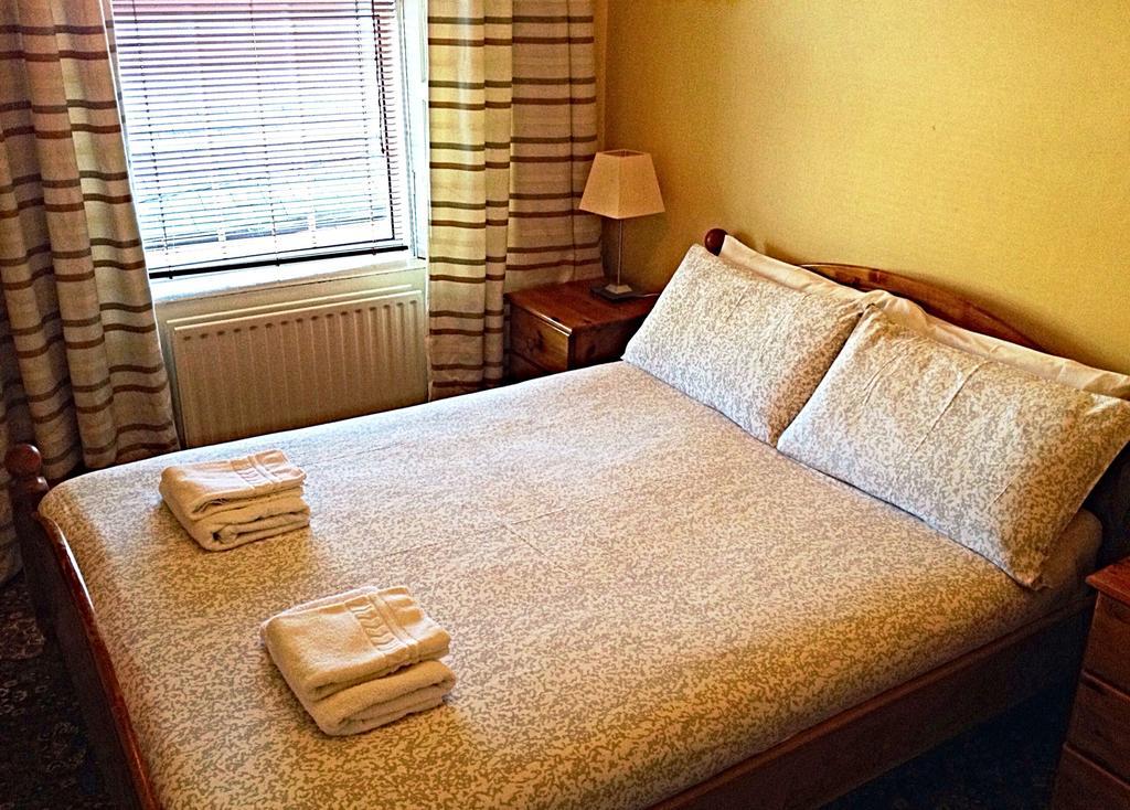 Cashel Town Center Inn Ruang foto