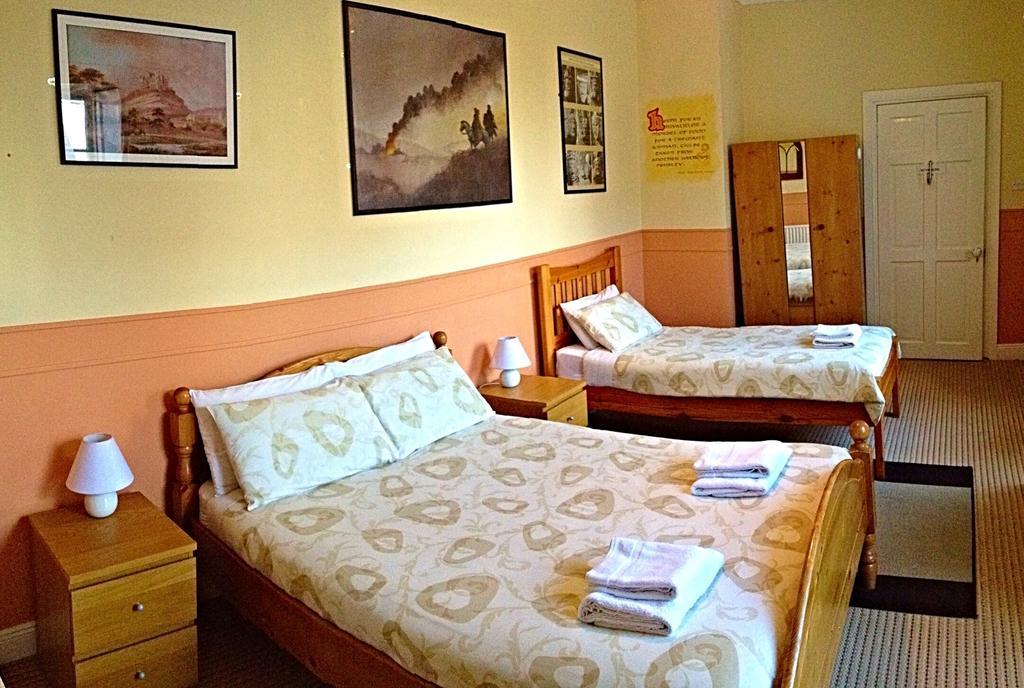 Cashel Town Center Inn Ruang foto